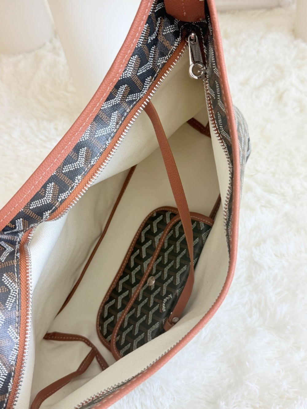 Boheme Hobo PM Bag - Brown Strap Luxury - Picture 15 of 16